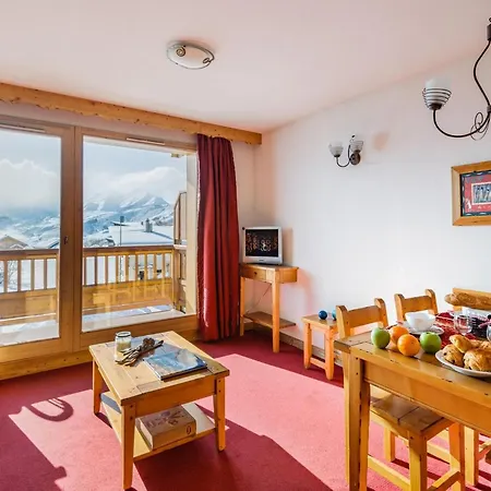 Spacious 500 M From The Slopes Apartment *